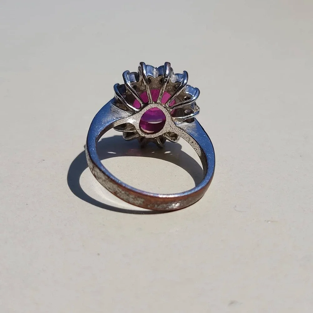 Vintage Pink Synthetic Stone Silver Tone Cocktail Ring Size 7.75 Oval Cluster